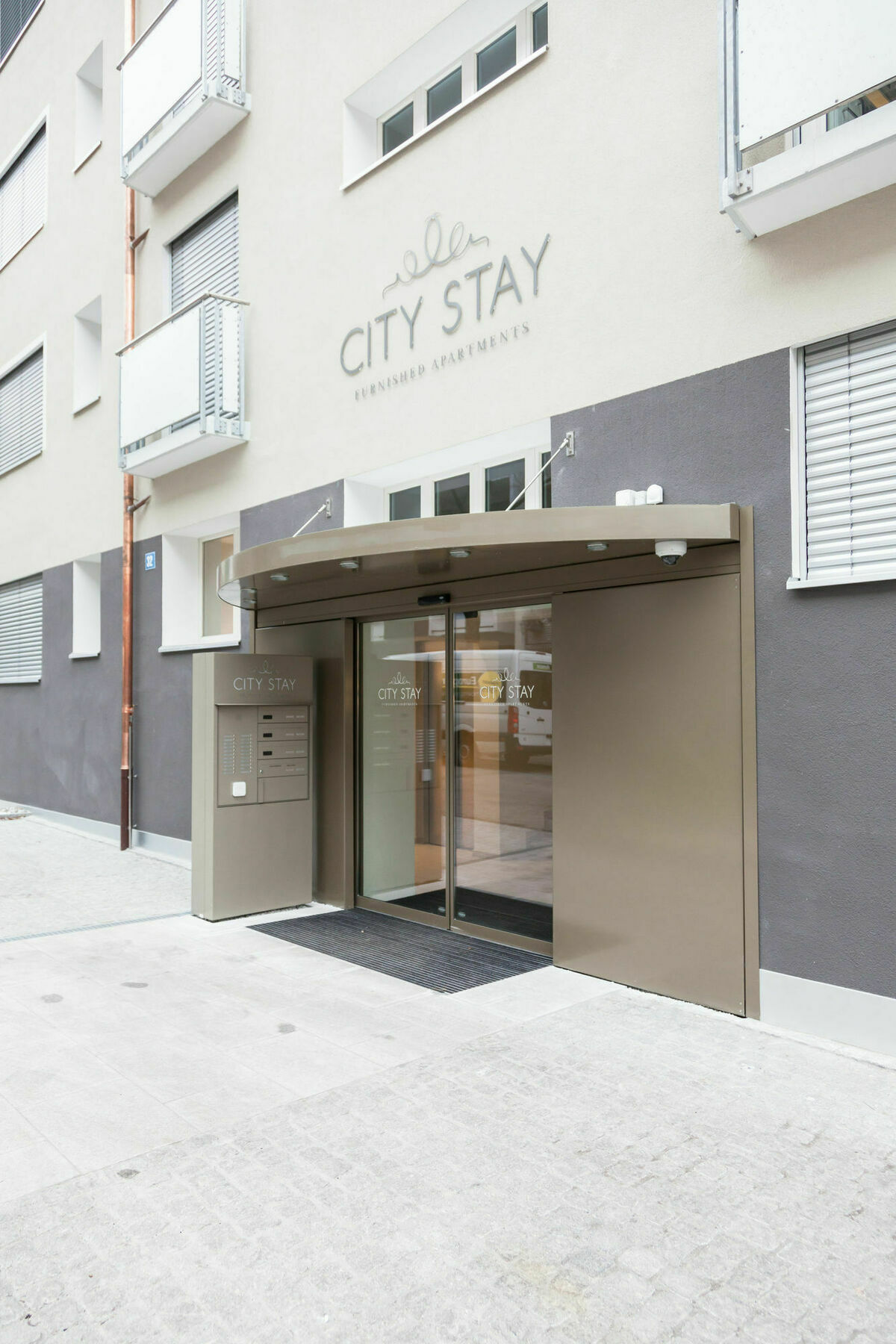 - Lindenstrasse 3* Curych